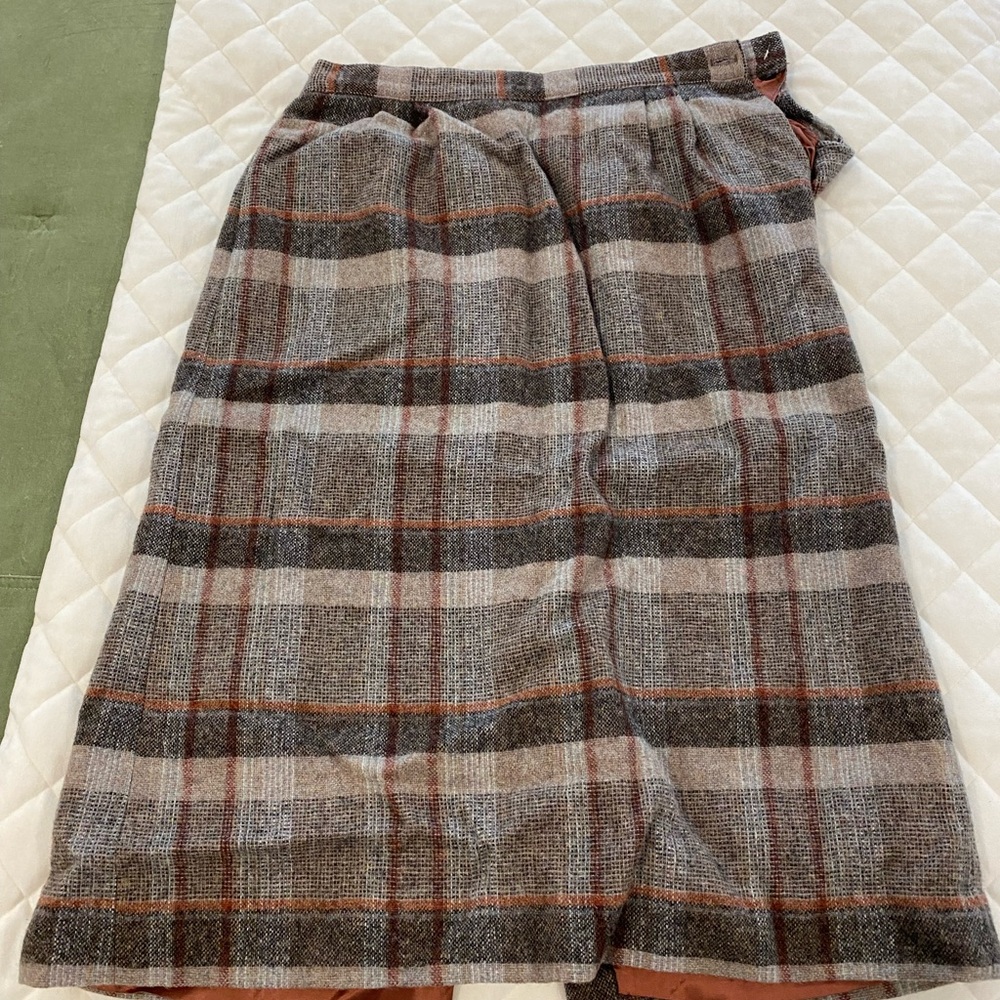 Plaid Midi Skirt in Gray and Brown